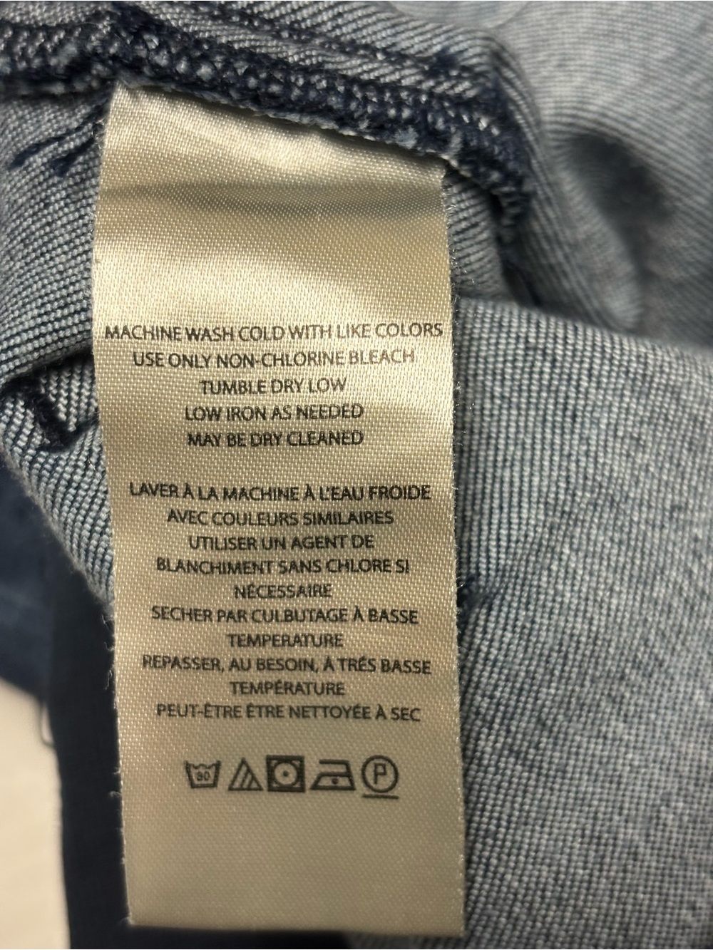 Pilcro by Anthropologie pull on flare jeans, size 30 - Picture 15 of 16